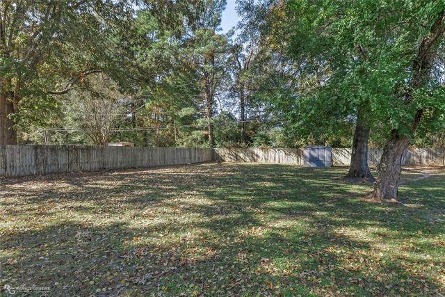 10112 Freedoms Way, Keithville, LA 71047