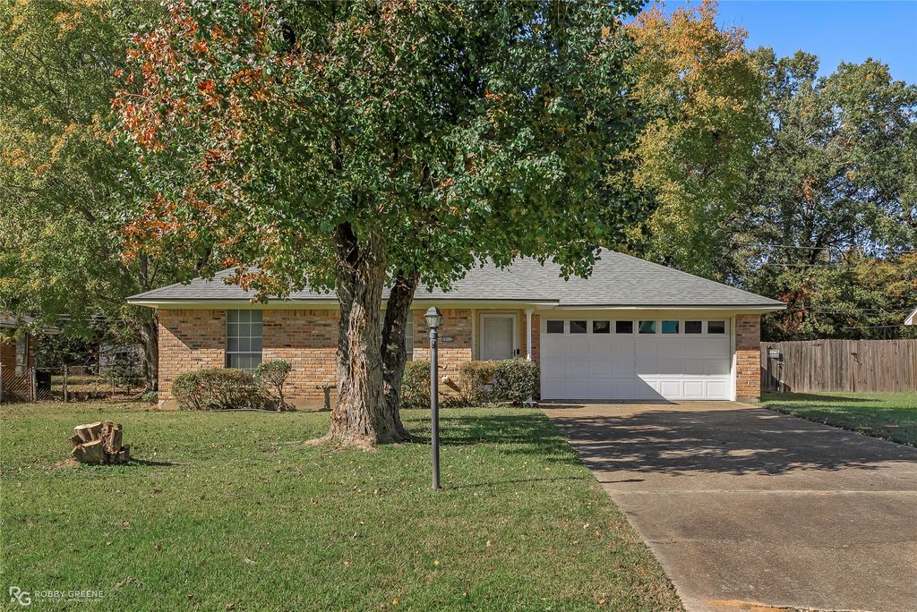 10112 Freedoms Way, Keithville, LA 71047