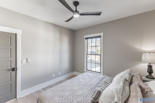 32 Hillcrest Avenue B, Huntsville, AL 35806