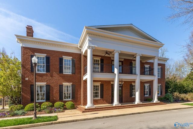 32 Hillcrest Avenue B, Huntsville, AL 35806