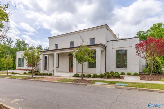 32 Hillcrest Avenue B, Huntsville, AL 35806