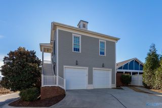 32 Hillcrest Avenue B, Huntsville, AL 35806