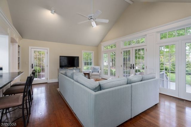 347 Mountain View Rd, Montgomery Twp., NJ 08540