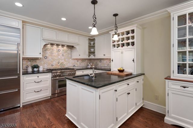 347 Mountain View Rd, Montgomery Twp., NJ 08540