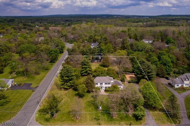 347 Mountain View Rd, Montgomery Twp., NJ 08540