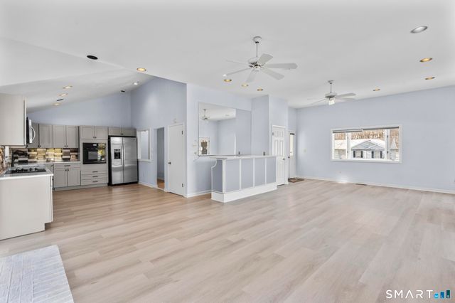 338 Kenwood Avenue, Hamden, CT 06518