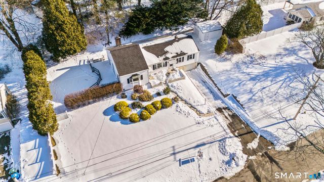 338 Kenwood Avenue, Hamden, CT 06518