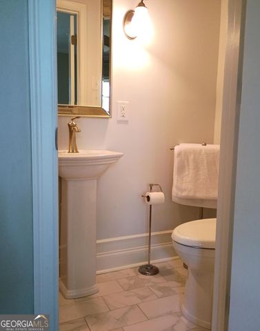 377 Old Club Road S, Macon, GA 31210