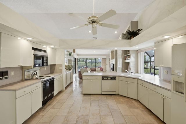 10330 Silver Lake Drive, Boca Raton, FL 33428