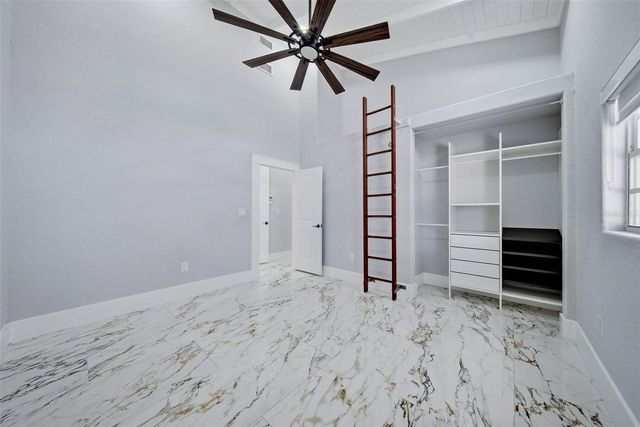 8722 PALISADES DRIVE, Tampa, FL 33615