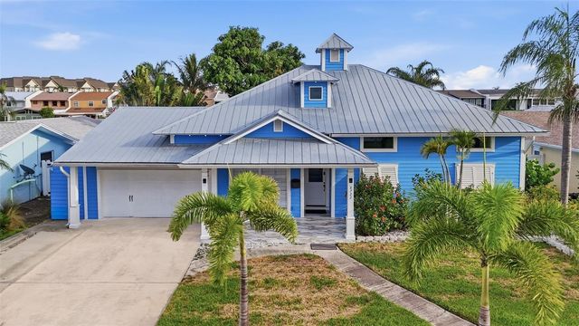 8722 PALISADES DRIVE, Tampa, FL 33615