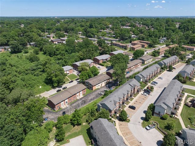 2600 Tyrell Drive, Jennings, MO 63136