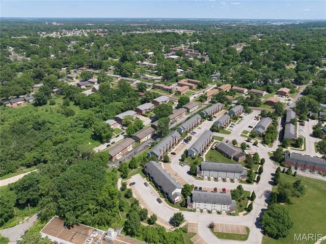 2600 Tyrell Drive, Jennings, MO 63136