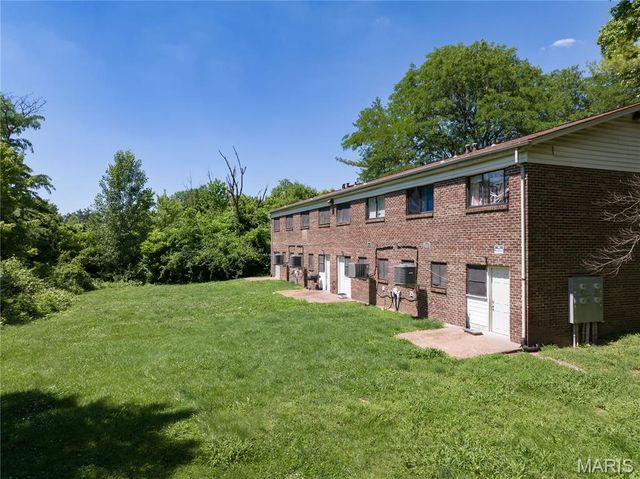 2600 Tyrell Drive, Jennings, MO 63136