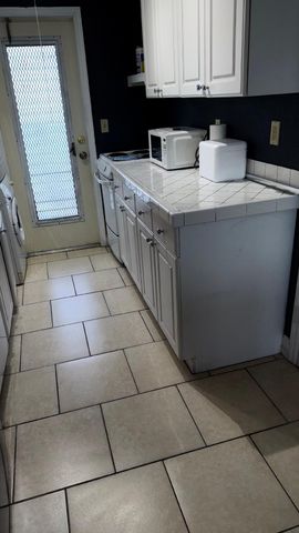 1005 SE 15th Street SE 5d, Fort Lauderdale, FL 33316