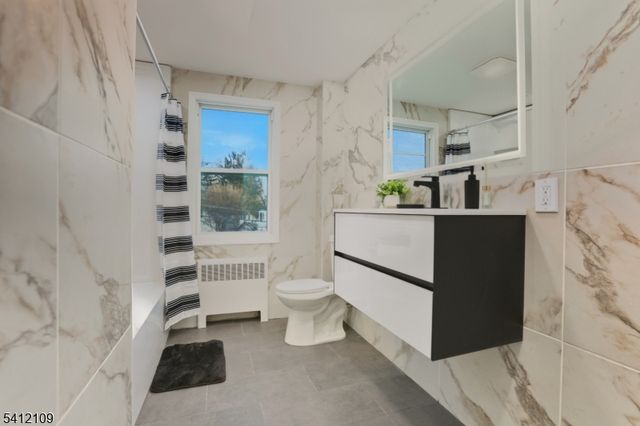 244 Morton Ave, Rahway City, NJ 07065
