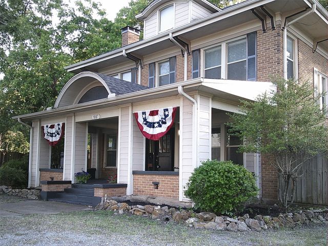 1007 N Center Street, Bonham, TX 75418