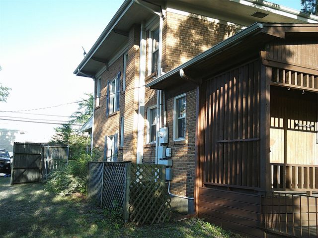 1007 N Center Street, Bonham, TX 75418