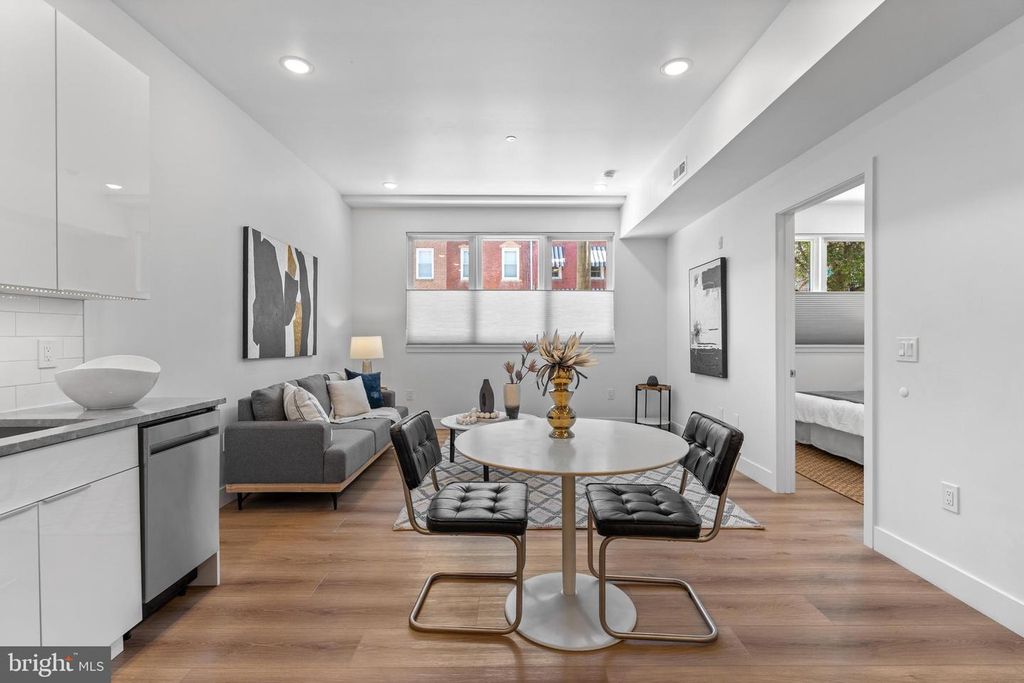 300 CHRISTIAN ST #109, Philadelphia, PA 19147