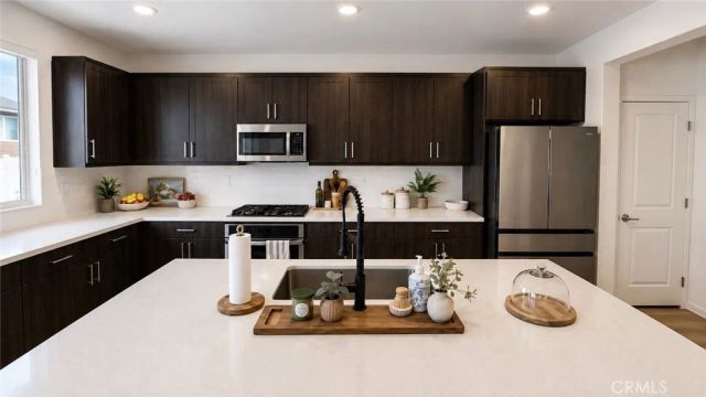 2809 Lake Mendoza Street, Rialto, CA 92377
