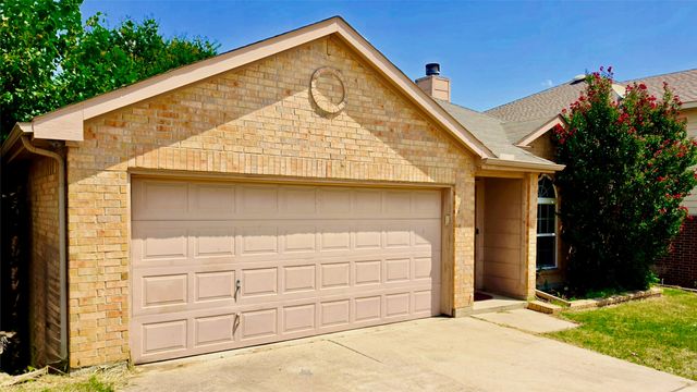4921 Stirrup Way, Fort Worth, TX 76244