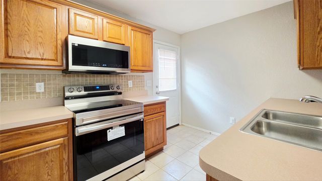 4921 Stirrup Way, Fort Worth, TX 76244
