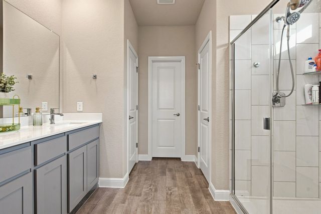 5236 Meadow Lane, Krum, TX 76249