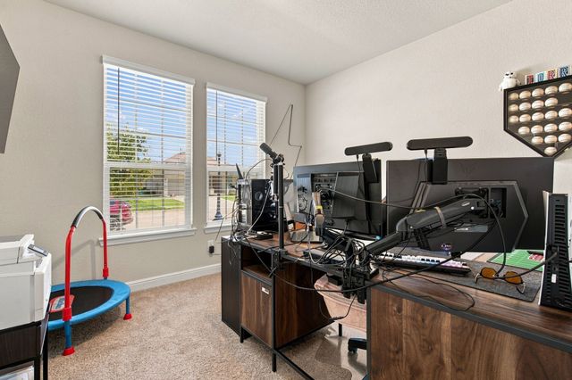 5236 Meadow Lane, Krum, TX 76249