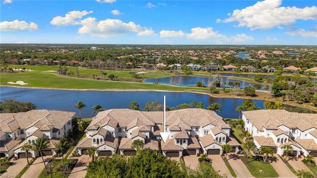 3695 Montreux LN # 8, Naples, FL 34114