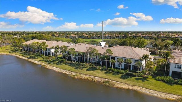 3695 Montreux LN # 8, Naples, FL 34114