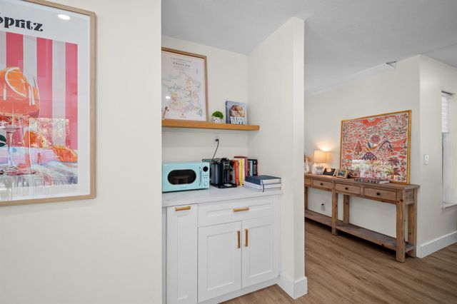 2421 SW 29th Way, Fort Lauderdale, FL 33312