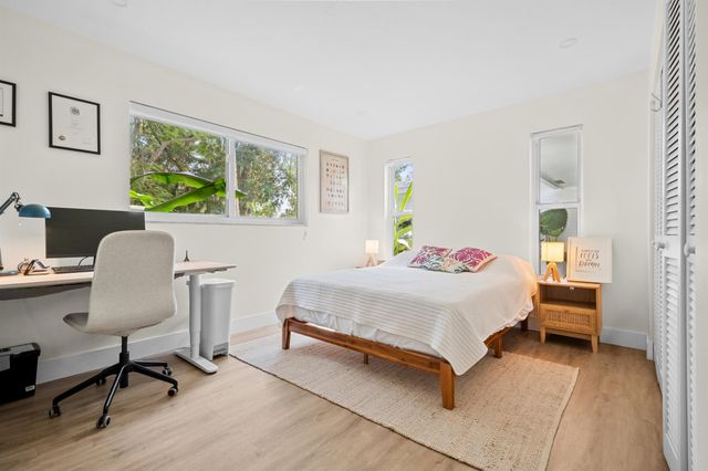 2421 SW 29th Way, Fort Lauderdale, FL 33312