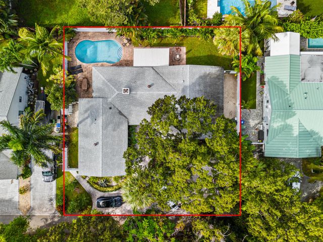 2421 SW 29th Way, Fort Lauderdale, FL 33312