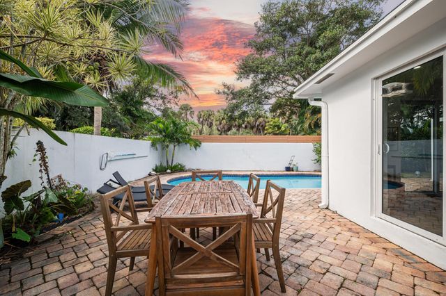 2421 SW 29th Way, Fort Lauderdale, FL 33312