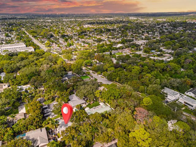 2421 SW 29th Way, Fort Lauderdale, FL 33312