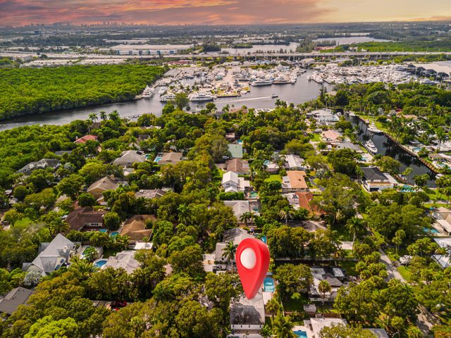 2421 SW 29th Way, Fort Lauderdale, FL 33312