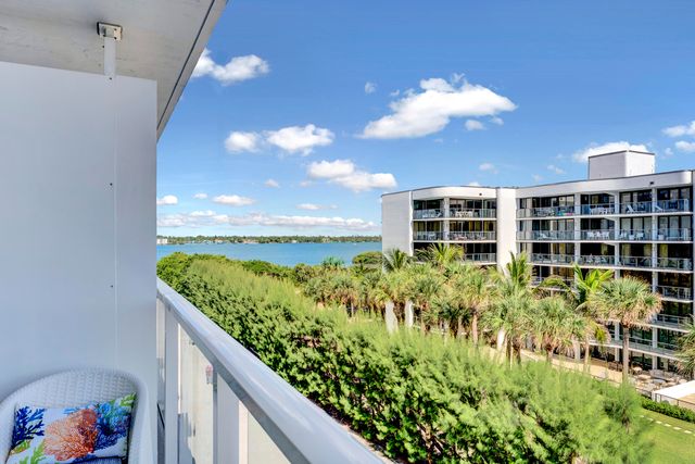 3450 S Ocean Boulevard 505, Palm Beach, FL 33480