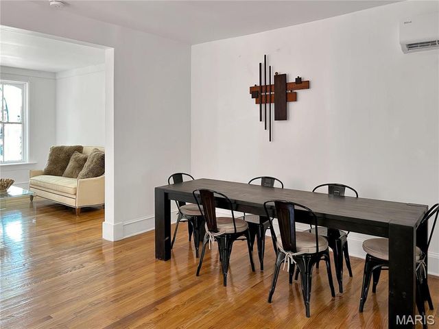 7227 Pennsylvania Avenue, St Louis, MO 63111