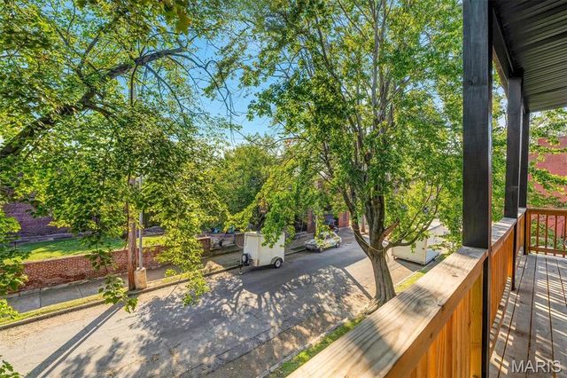 7227 Pennsylvania Avenue, St Louis, MO 63111