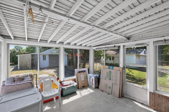 15640 Stricker Avenue, Eastpointe City, MI 48021