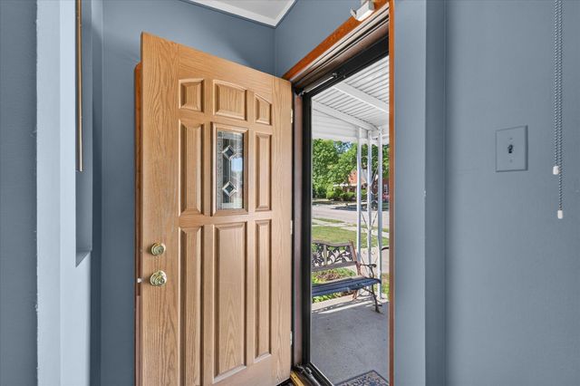 15640 Stricker Avenue, Eastpointe City, MI 48021