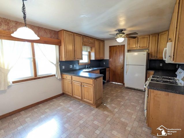 775 Stewart Road, Monroe, MI 48162