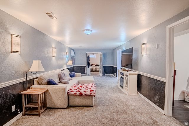 1618 W CAMELOT DR, Layton, UT 84041