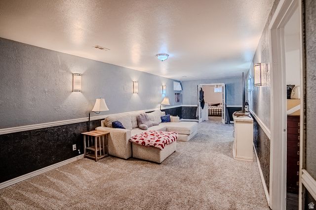 1618 W CAMELOT DR, Layton, UT 84041