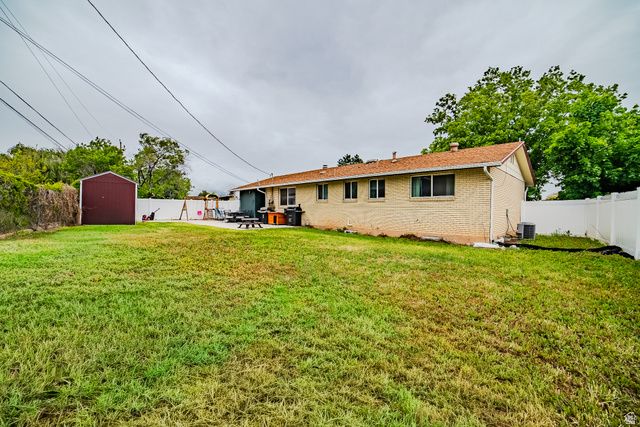1618 W CAMELOT DR, Layton, UT 84041