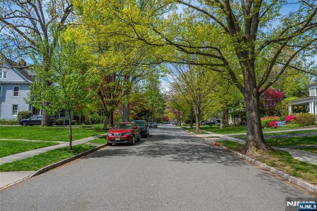 34 Oakwood Avenue, Montclair, NJ 07043