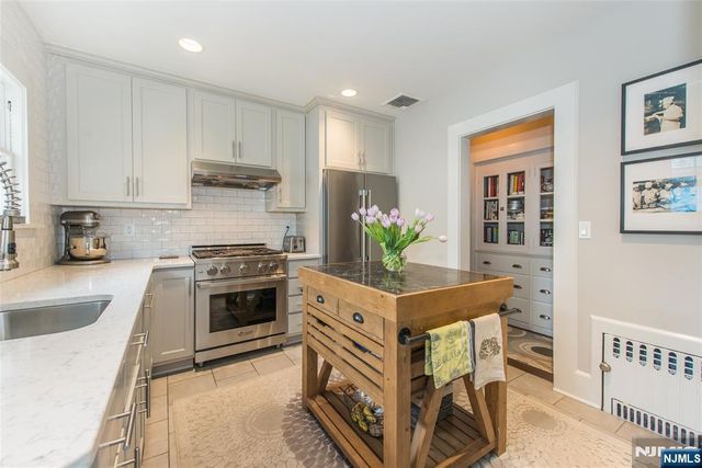 34 Oakwood Avenue, Montclair, NJ 07043