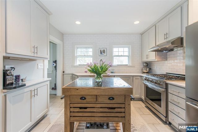 34 Oakwood Avenue, Montclair, NJ 07043