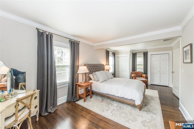 34 Oakwood Avenue, Montclair, NJ 07043