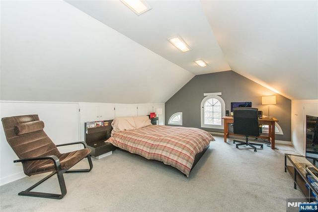 34 Oakwood Avenue, Montclair, NJ 07043